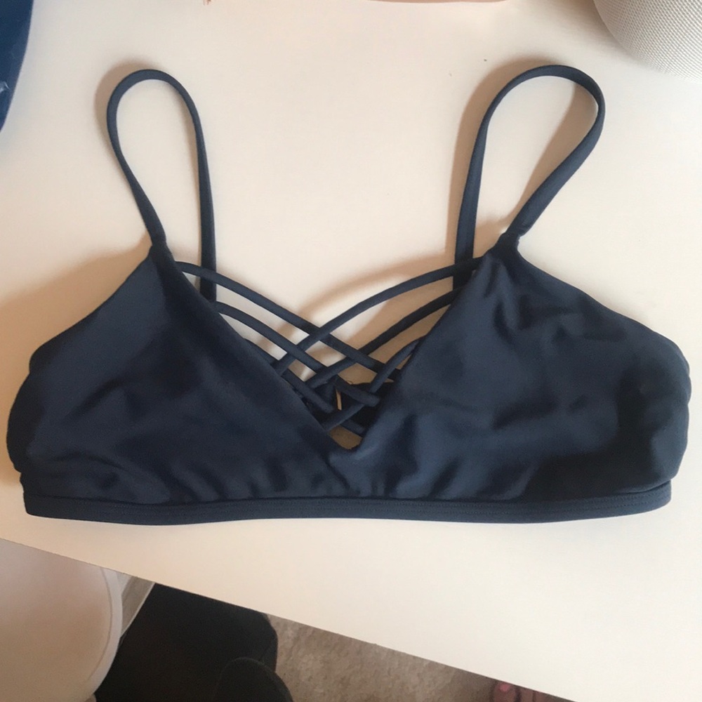 Hollister bakini top